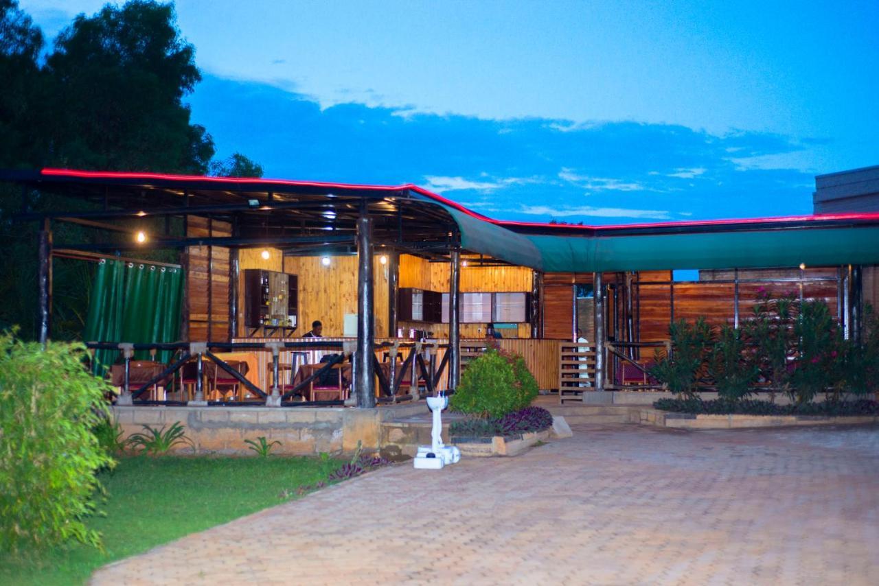 Quality Inn Hotel Kigali Exterior foto