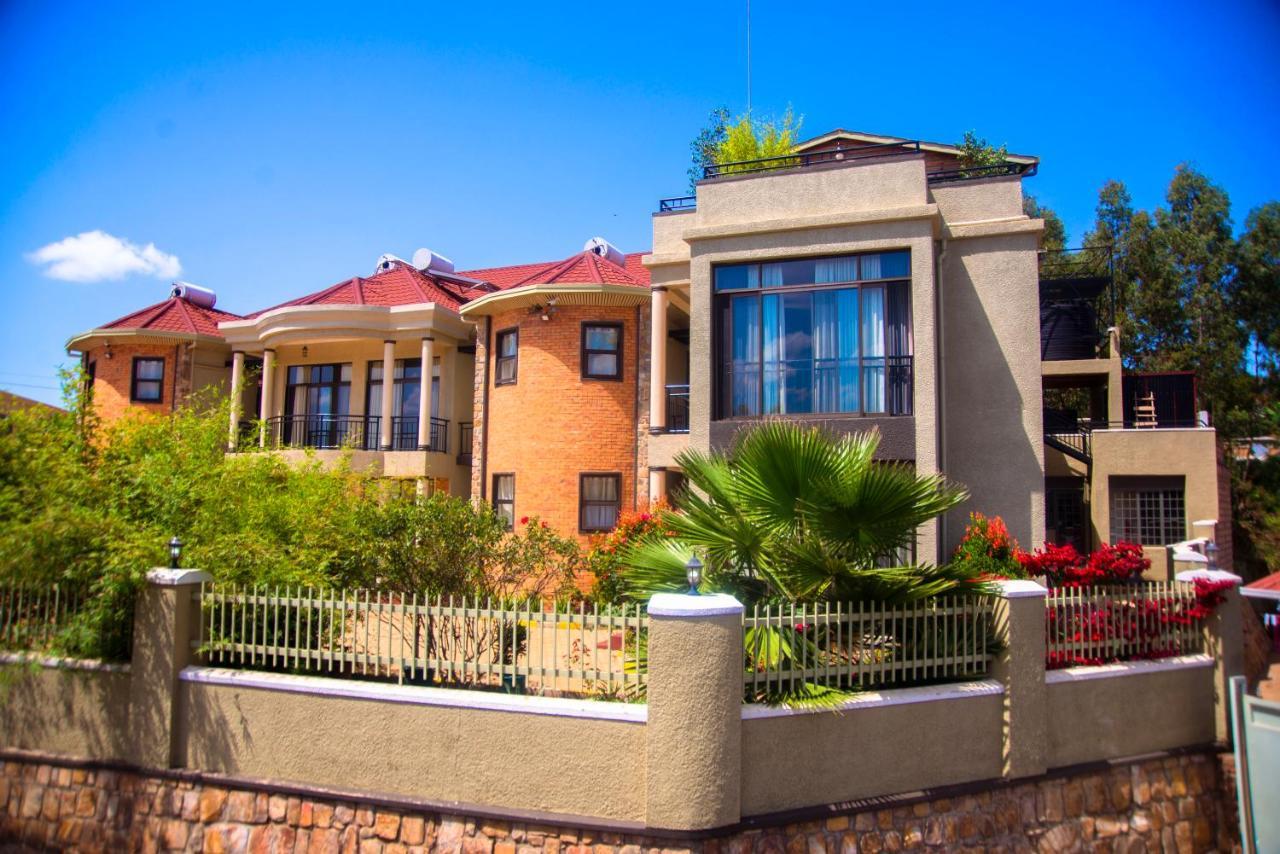 Quality Inn Hotel Kigali Exterior foto