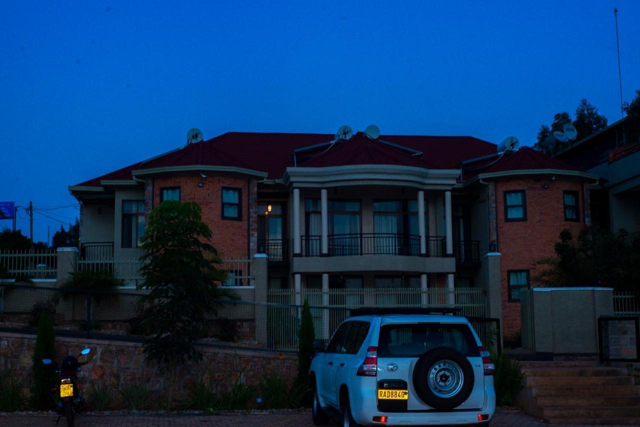 Quality Inn Hotel Kigali Exterior foto