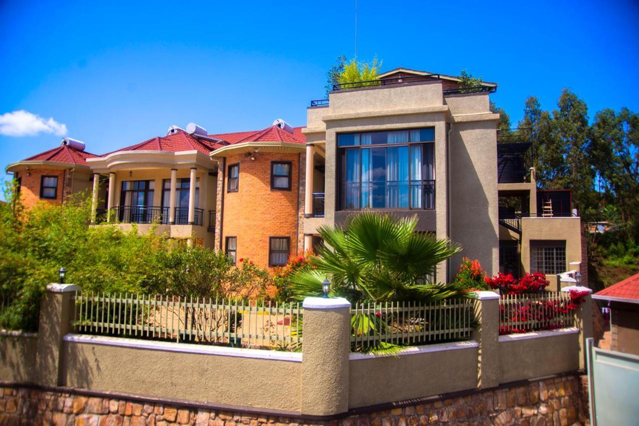Quality Inn Hotel Kigali Exterior foto
